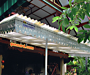 หลังคาไฟเบอร์โปร่งแสง